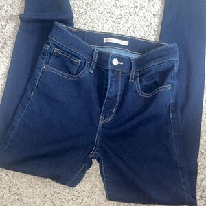 COPY - LEVI 720 High Rise Super Skinny Jeans Size 27